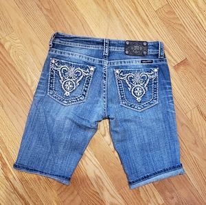 Ladies Missed Bermuda shorts sz 28